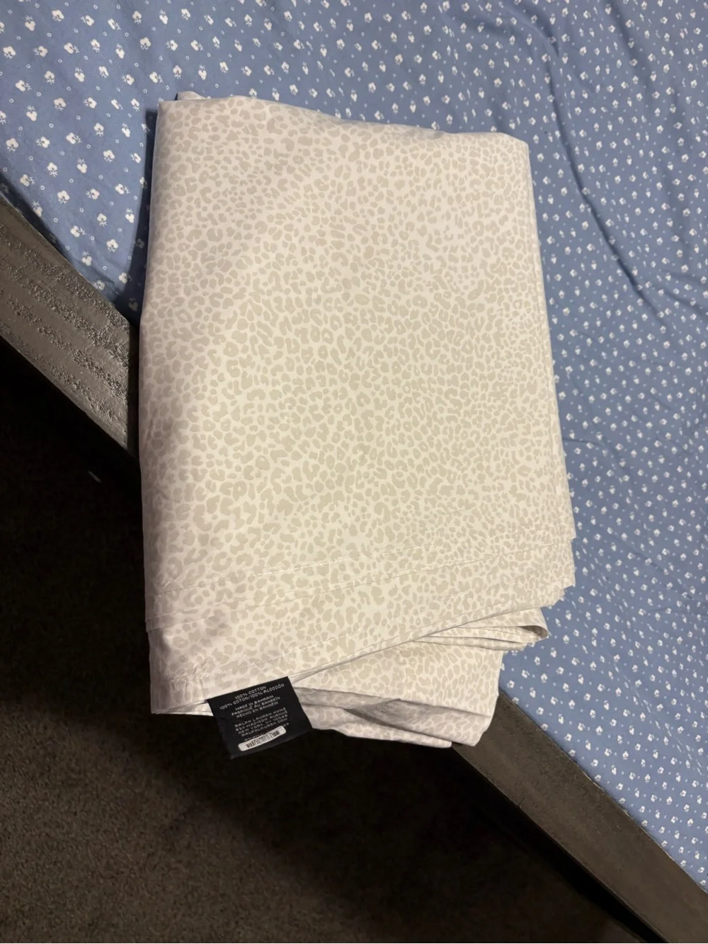 Lauren Ralph Lauren Light Grey Leopard Print Flat sheet only